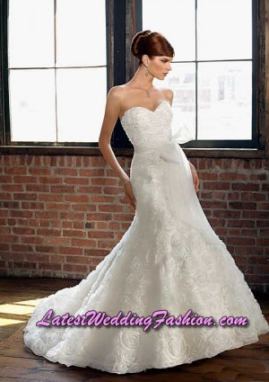 Wedding dresses fashion trend spring 2012 