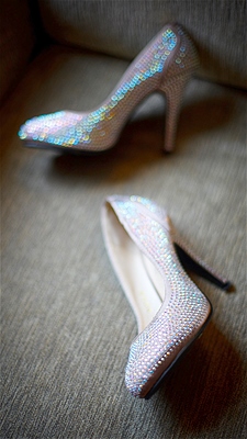 shine-brides-shoes-wedding-trend-2013